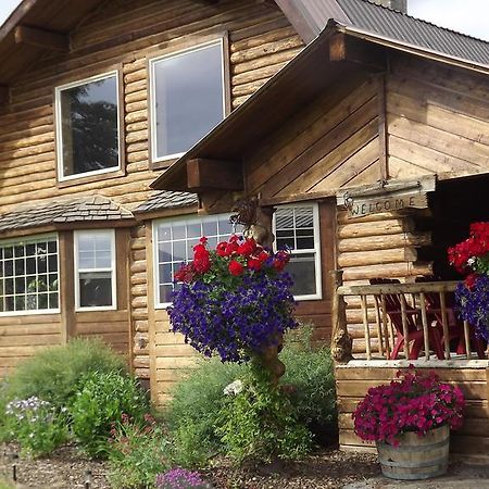 Fin And Feather Inn Victor Exterior photo